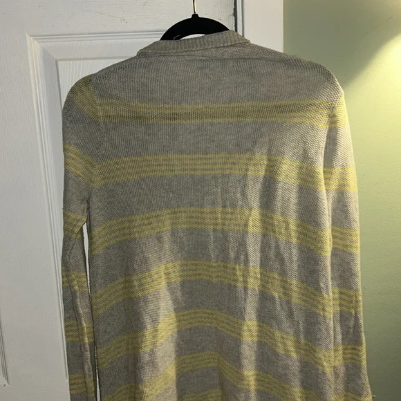 Cardigan - Picture 3 of 5